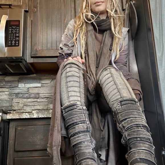 distressed dystopian robe cardigan - Picture 2 of 10